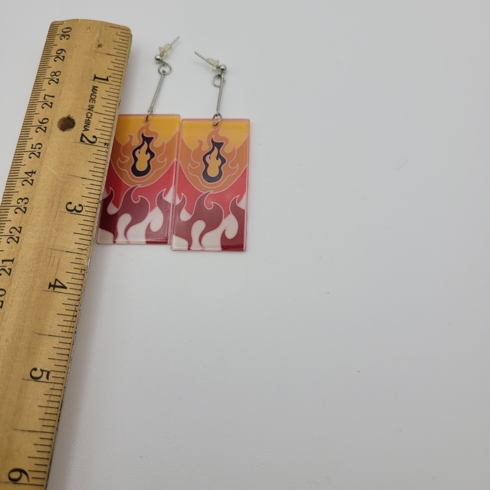 Flame Design Rectangular Earrings - Picture 5 of 5